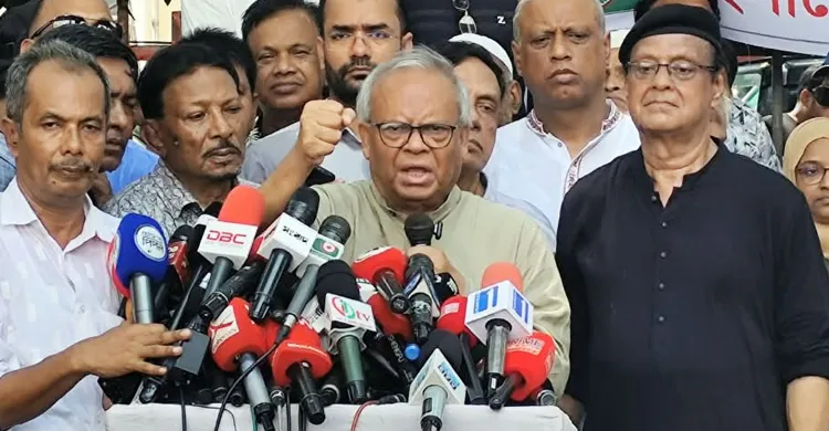 হাসিনাকে ফেরত না দিয়ে ভারত চক্রান্ত করছে: রিজভী