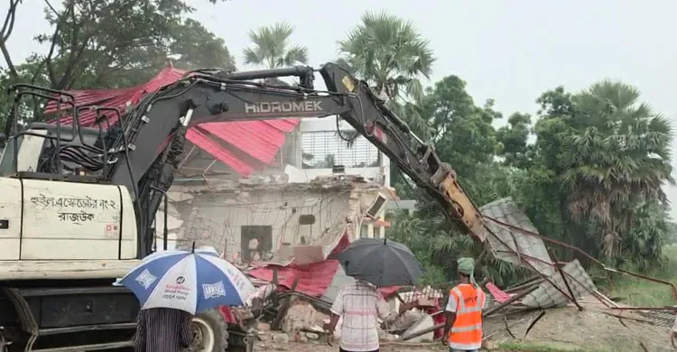 সাভারে ওয়েস্টার্ন ভ্যালি হাউজিংয়ে রাজউকের অভিযান