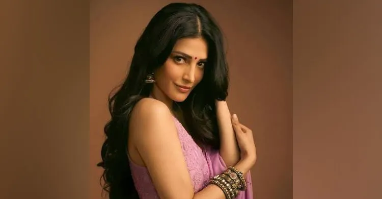 নারীদের জন্য বিশেষ ছুটি চান শ্রুতি হাসান