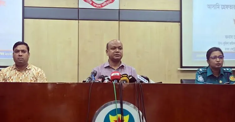 ঢাকায় ককটেল বিস্ফোরণের চাঞ্চল্যকর তথ্য দিলো ডিএমপি