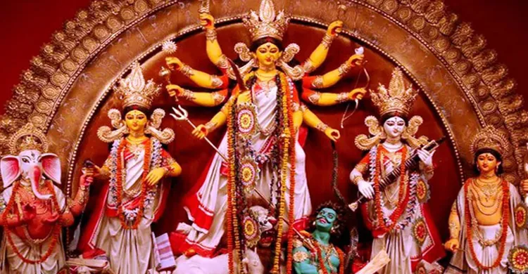 এবার দুর্গাপূজায় মিলছে টানা ছুটি, কারা কতদিন পাবেন?