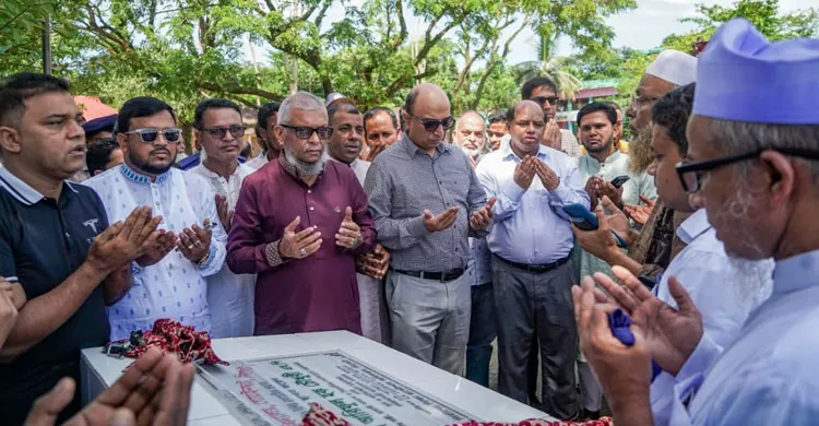 অবকাঠামো উন্নয়নের পাশাপাশি শিক্ষার গুণগত মান বাড়াতে হবে: শ্রমমন্ত্রী