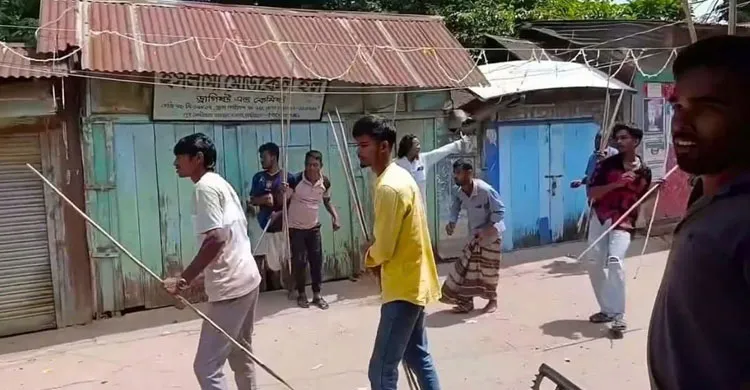 কিশোরগঞ্জে হাওরে জলমহাল দখল নিয়ে বিএনপির দুই গ্রুপে রক্তক্ষয়ী সংঘর্ষ, আহত ২৫