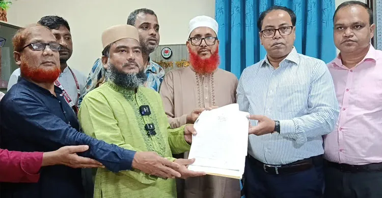 ঠাকুরগাঁও-১ উপনির্বাচন, ফখরুলের ছেড়ে দেওয়া আসনে ১১ দলীয় ঐক্যের প্রার্থীর মনোনয়ন দাখিল