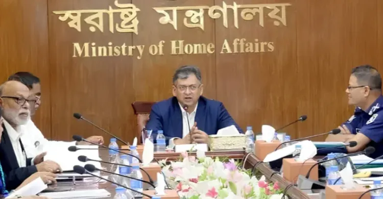 দুর্গাপূজা উদযাপনে দেশব্যাপী সর্বোচ্চ নিরাপত্তা নিশ্চিত করা হচ্ছে: স্বরাষ্ট্রমন্ত্রী