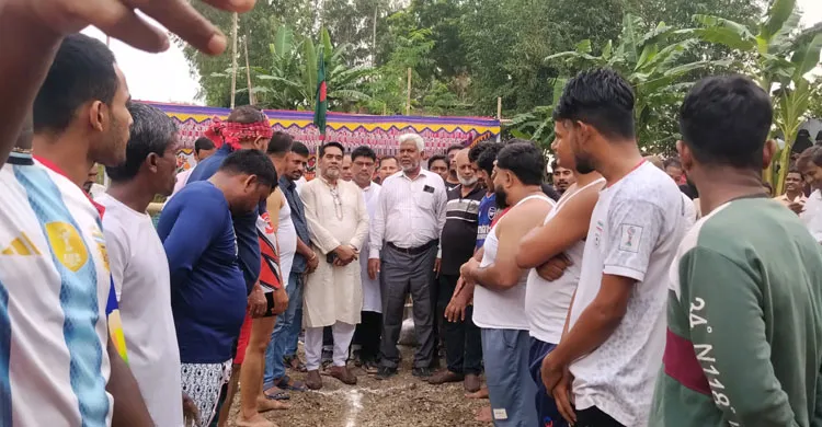 হরিরামপুরে দুর্গাপুর কৃষকদের উদ্যোগে কাবাডি খেলা অনুষ্ঠিত