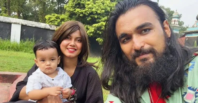 বিতর্ক পেরিয়ে সংসারমগ্ন নোবেল