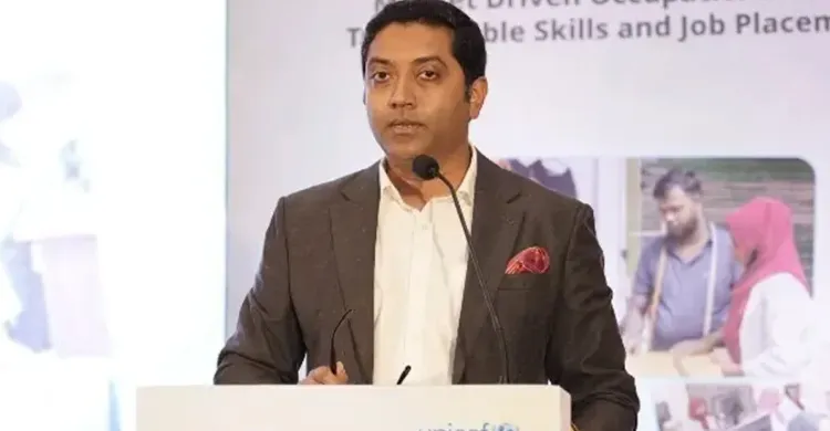 বড় দলের নেতারা মেয়েদের বিয়ের বয়স কমানোর তদবির করছেন: ববি হাজ্জাজ