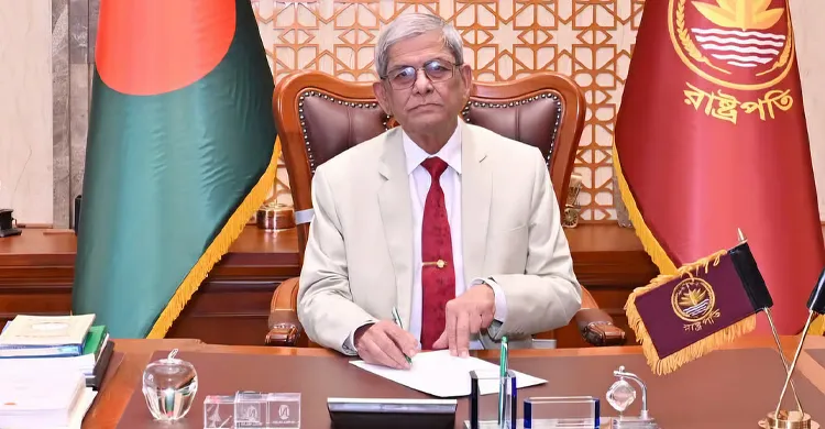 শারদীয় দুর্গাপূজা উপলক্ষে শুভেচ্ছা জানালেন রাষ্ট্রপতি